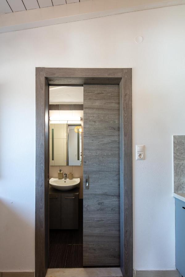 Gramvella Resort Adelianos Kampos Exteriér fotografie